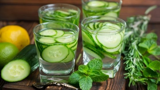 How to Stay Well Hydrated This Summer